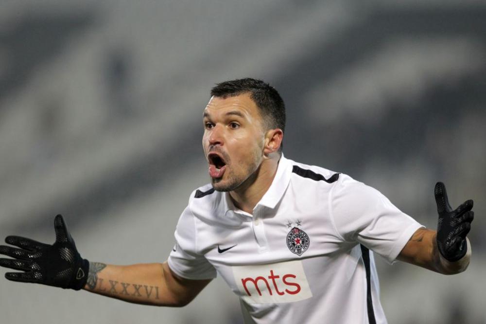 SVE JE REŠENO: Božinov potpisao!