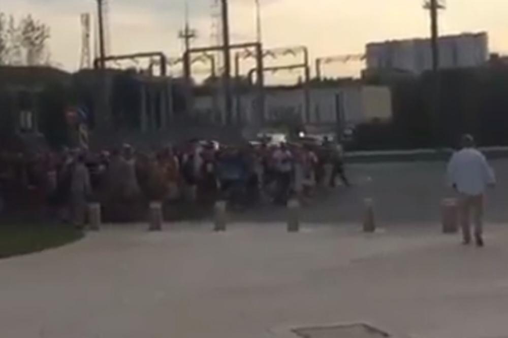 Delije išle kroz Krasnodar i prozivale UEFA, a jedan ruski dečak ih je KUPIO ZA SVA VREMENA! (VIDEO)