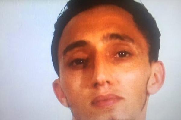 OVO JE MONSTRUM KOJI JE poubijao ljude u Barseloni: Policija objavila fotografiju vozača kombija koji je masakrirao pešake! (FOTO)