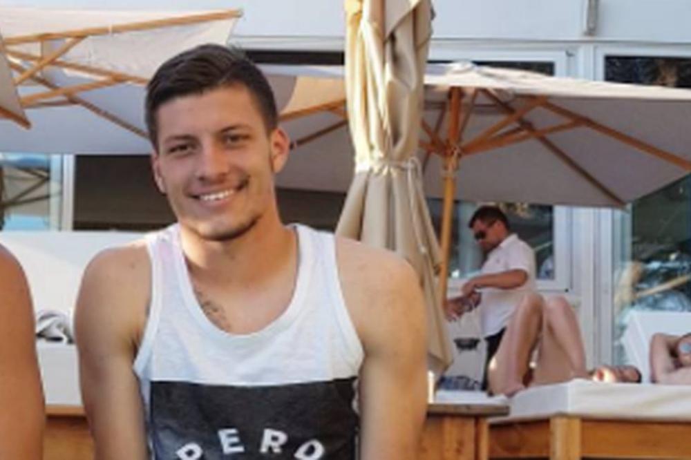 Luka Jović pokazao tetovažu i baš je moćna, a sve Delije će je "lajkovati"! (FOTO)
