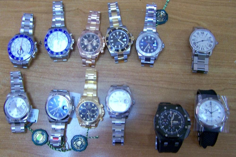 E, OVO JE ZAPLENA! U rancu im našli Roleks satove vredne preko 200.000 evra! (FOTO)