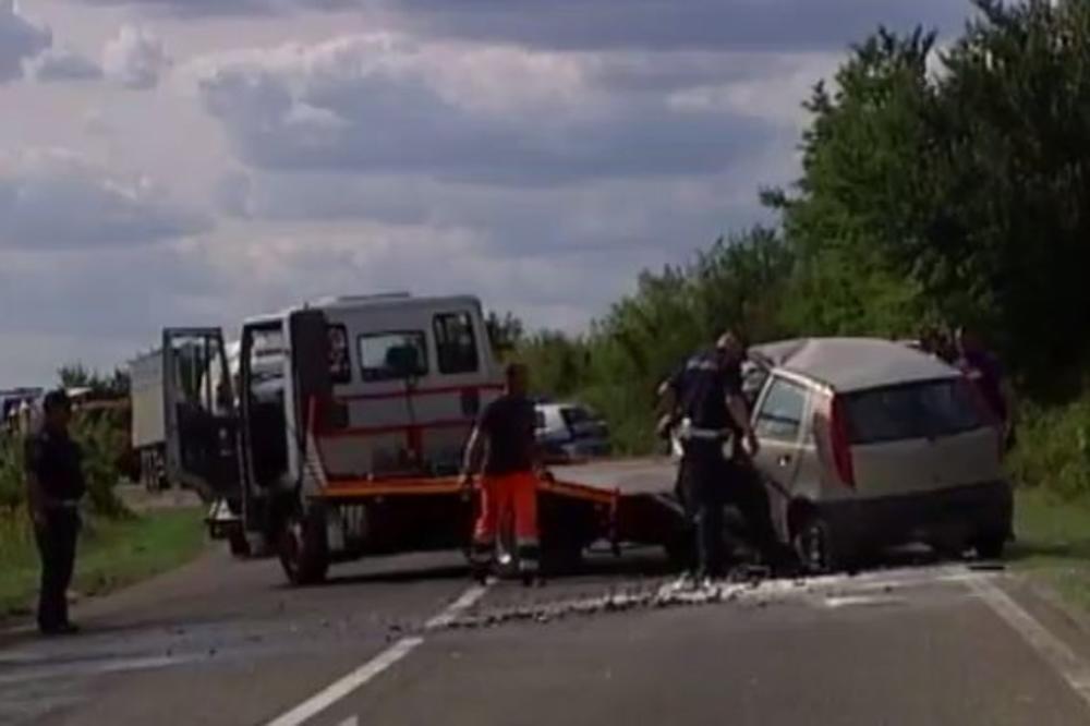STRAVIČAN SUDAR KOD POŽAREVCA: Poginula dvojica muškaraca