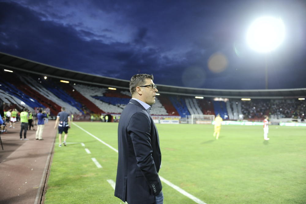 PA OVO JE SJAJNO! Kako to košarkaška reprezentacija Srbije utiče na plan i program Vladana Milojevića?! (FOTO)