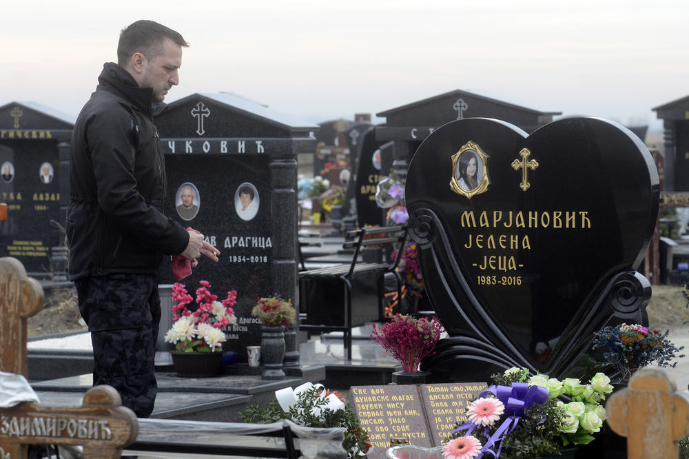 ZORAN O SVOM LJUBAVNOM ŽIVOTU! Postao sam ASEKSUALAN, ali viđao sam se i čujem se sa jednom pevačicom! (FOTO)