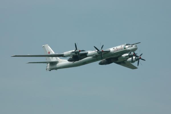 Tokio i Seul "alarmirali" lovce zbog preleta ruskih bombardera!