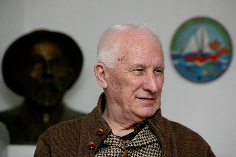 VEČE GUSALA I EPSKE POEZIJE: U Zadužbini Ilije Kolarca besedništvo, pojanje i gusle uz akademika Matiju Bećkovića