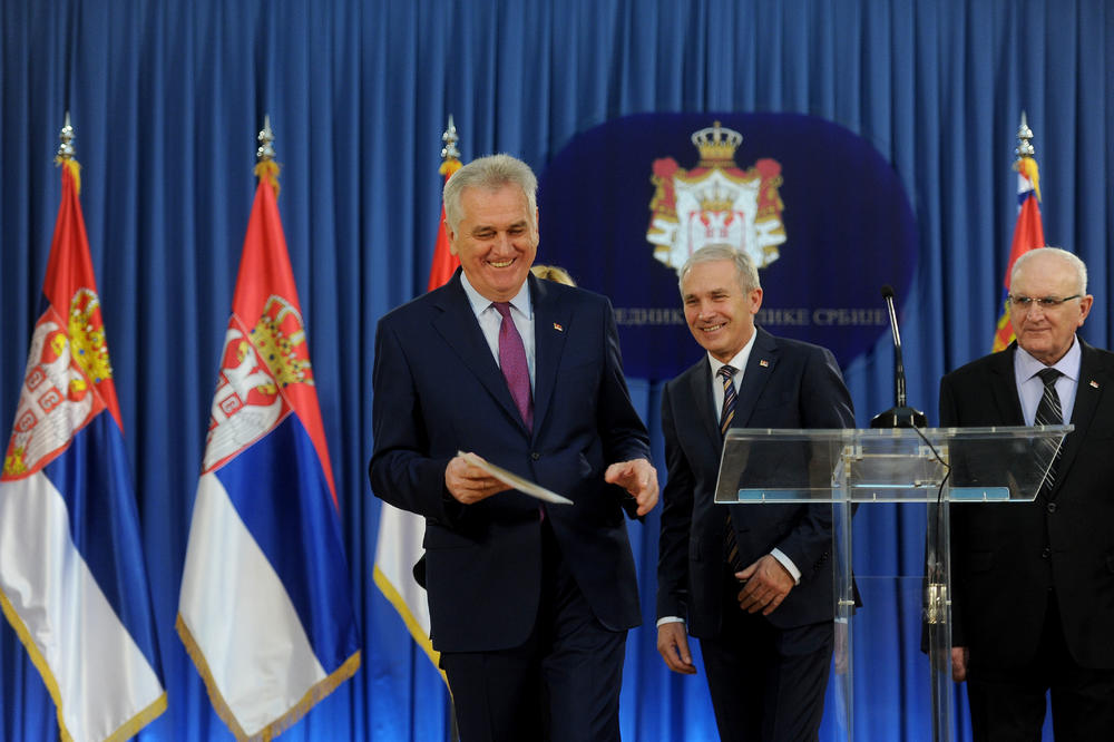 TOMINA NOVA KANCELARIJA KOŠTA NAS MILION EVRA MESEČNO: A niko ne zna kakvu korist imamo od toga!