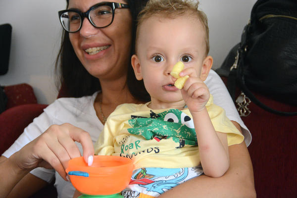 JEDNOGODIŠNJEM MATIJI SRBIJA JE POTPISALA SMRTNU PRESUDU! Majka dečaka: Da su mu prislonili pištolj na čelo i pucali bilo bi isto!