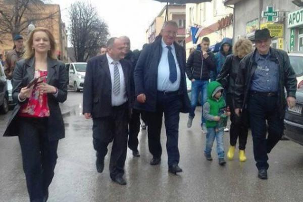 HRVATI U ŠIDU U PANICI ZBOG OBJAVA PREDSEDNIKA RADIKALA: Ovim rečima na Fejsbuku probudio je strah!