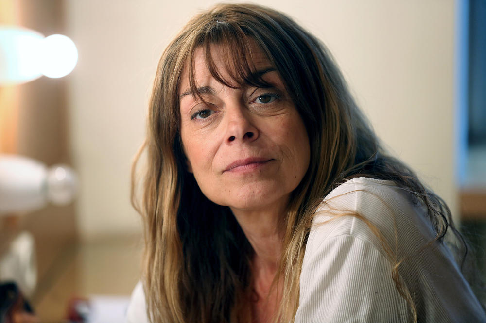 OVAJ ČOVEK JE MUŽ ANITE MANČIĆ: Zanemećete kada vidite koja FACA je u PITANJU (FOTO)