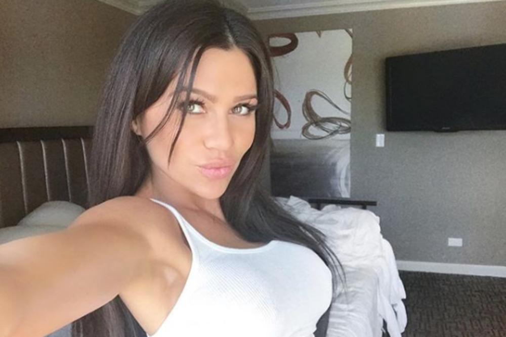 SVI PRIČAJU O OVOME! Na internetu se pojavio EKSPLICITAN Stanijin snimak! (VIDEO)