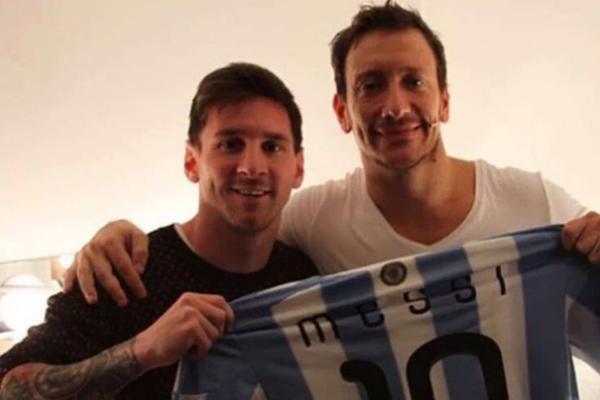 MESIJEV BRAT SE ZAKUCAO U KAMION: Fudbaleru javili za saobraćajnu nesreću pred početak utakmice! (FOTO)