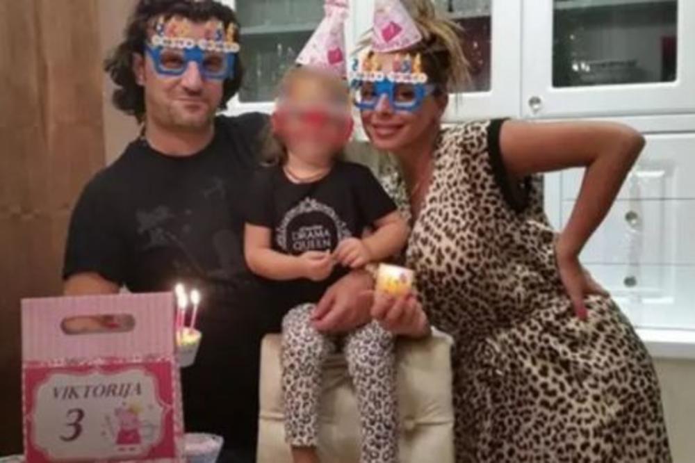 GLAMUROZNI ROĐENDAN LUKASOVE ĆERKE: Na stolu sve same perverzije, Viktorija obučena kao engleska kraljica, da nisu malo preterali?(FOTO)