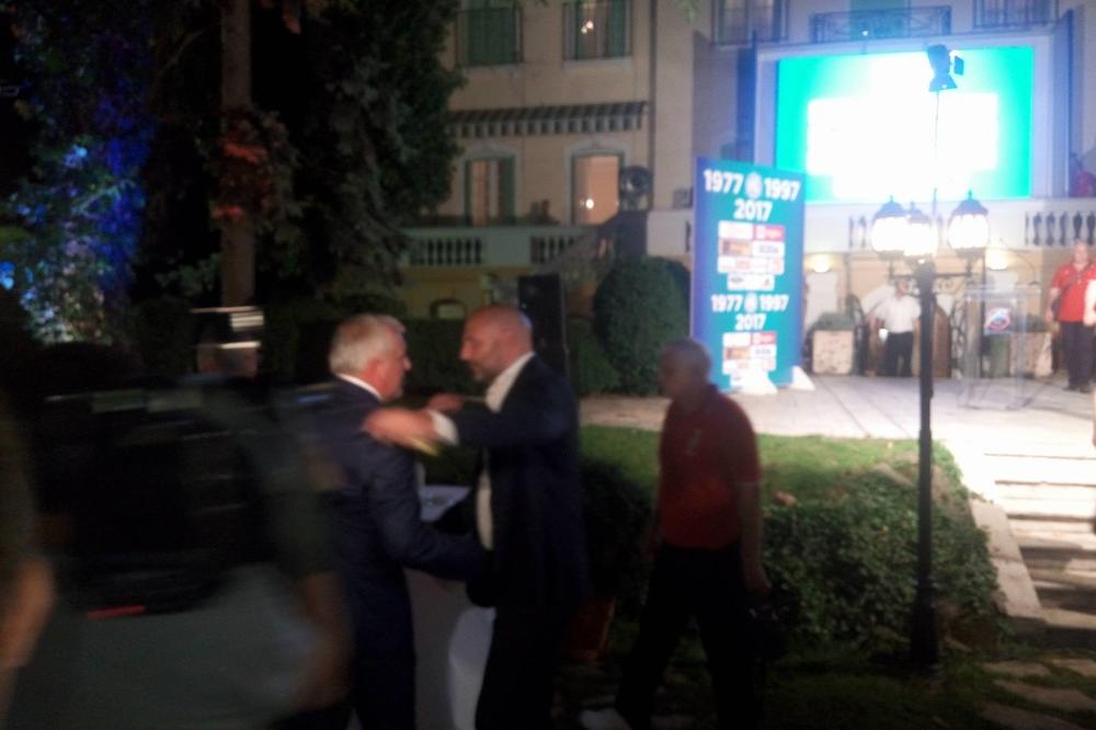 Obeleženo 20 godina od evropskog zlata u Barsi: Sale Đorđević održao govor koji će napaliti njegove Orlove do daske! (FOTO)