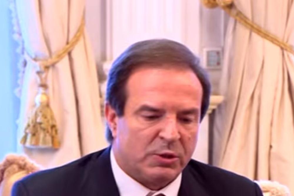 NAJLUKSUZNIJA VILA U SRBIJI: Evo u kakvom RASKOŠU živi BOGOLJUB KARIĆ (VIDEO)