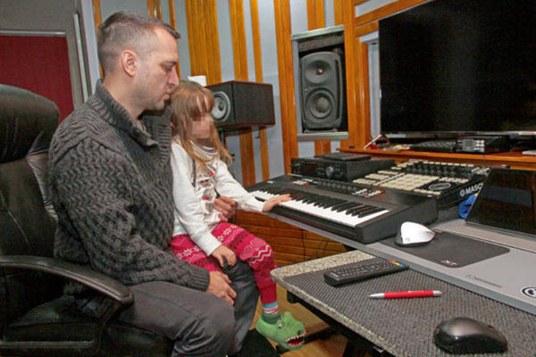 ZORANU UZIMAJU JANU?! Policija ponovo u kući Marjanovića, članovi porodice na informativnom razgovoru, STIGLA I SOCIJALNA SLUŽBA!