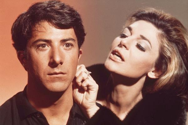 Nisu više kuguarke! Postoji novi naziv za starije žene koje vole mlađe muškarce! (FOTO) (GIF)