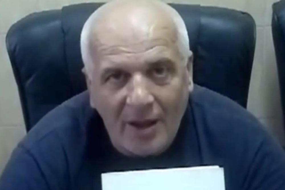 NE DAMO LJUBU: U zemunskoj školi NEMA NASTAVE od 1. septembra, a razlog je PODRŠKA OVOM ČOVEKU (FOTO)