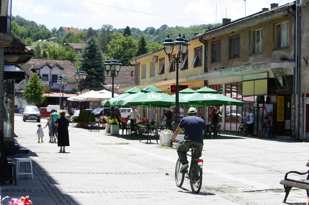 NOVI PAZAR NEĆE BITI JEDINI: I ova opština u Srbiji HITNO apelovala da se OBUSTAVE PROSLAVE!