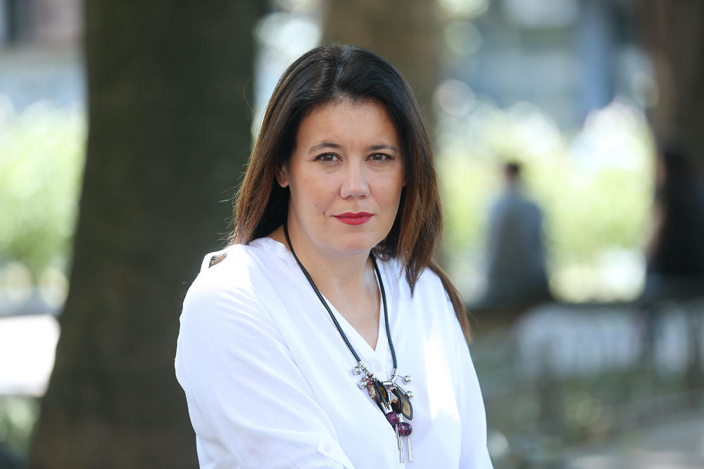 TAMARA TRIPIĆ: Prosvetni radnici će početi MASOVNO da odlaze iz ZEMLJE!