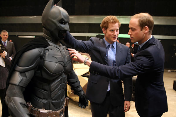 MRAČNE TAJNE KRALJEVSKE PORODICE: Prinčevi razuzdani, puše travu i imaju seksualne robinje!