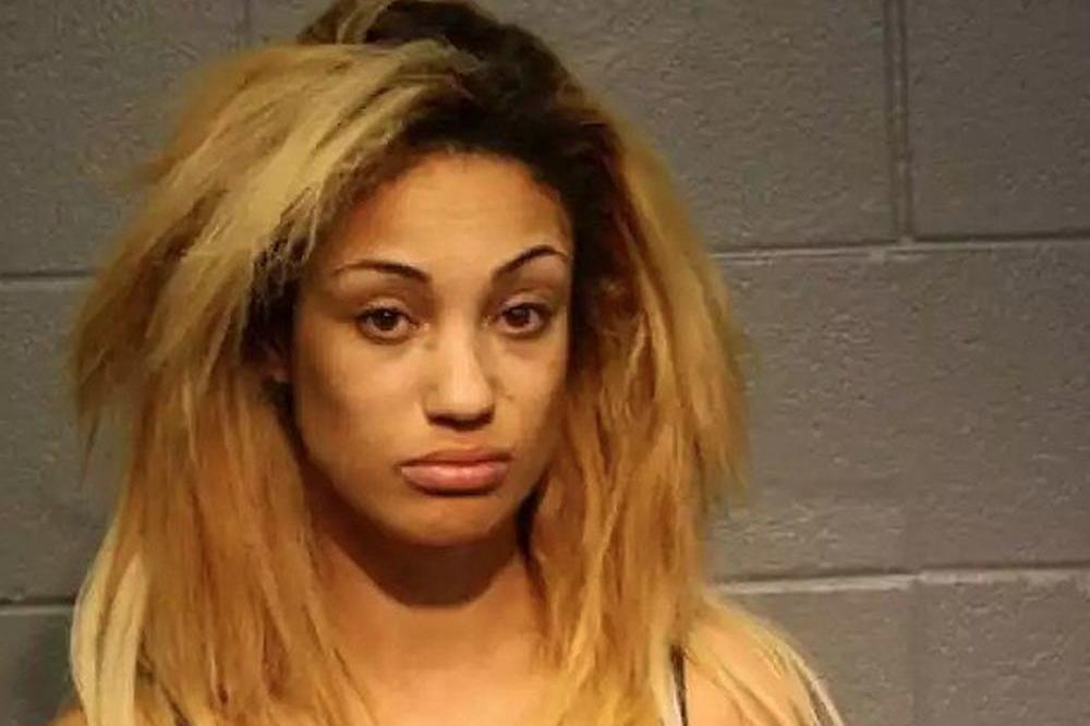 BOLESNO: Snimala je SILOVANJE DRUGARICE i postavila ga na SNEPČET!