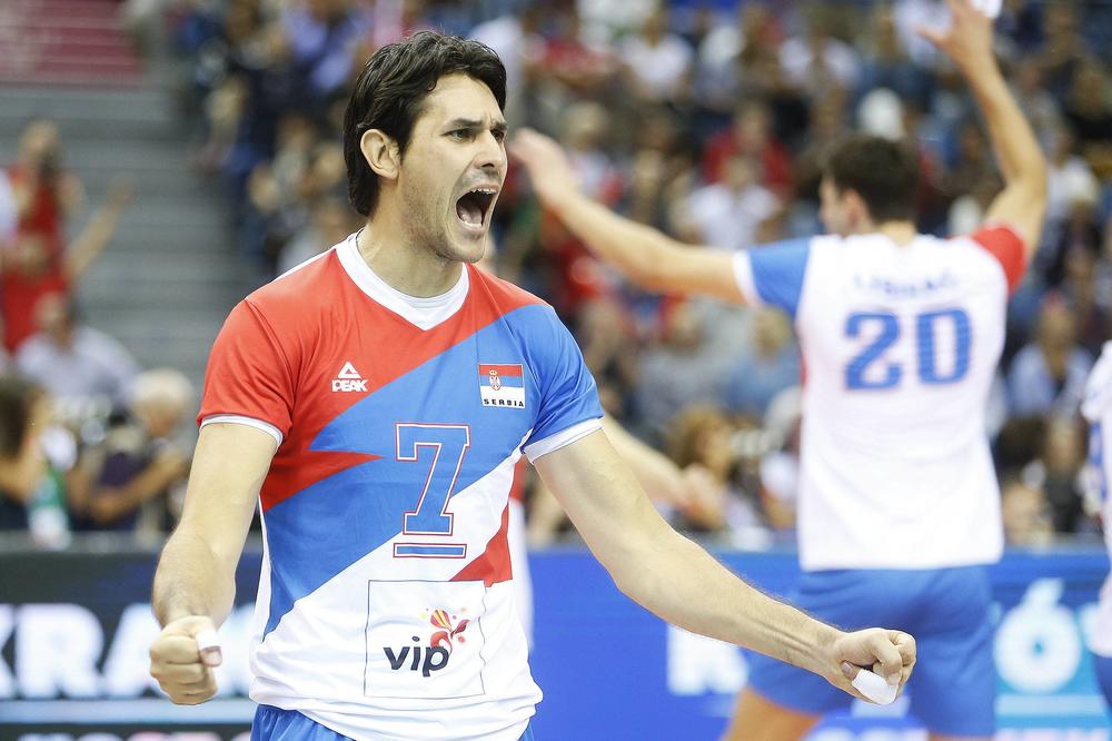 KAPITEN REKAO ZBOGOM SRBIJI: U suzama i sa bronzom oko vrata se oprostio od reprezentacije!