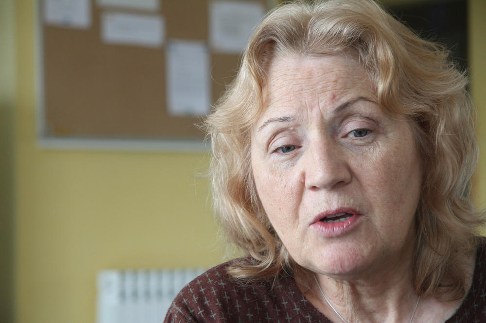 DOK JE SAHRANJIVALA JEDNU, DRUGA SESTRA UMRLA PRED NJENIM OČIMA: Naša pevačica poslednje dane PROVELA U DOMU