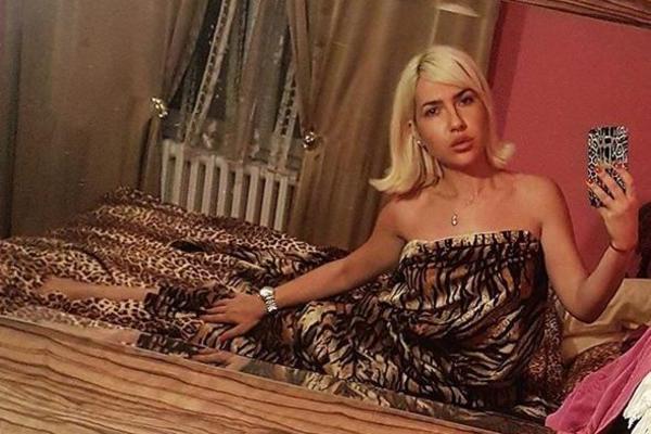 KIPI DESNA VIŠE NEGO LEVA! Voditeljka Parova postala je produkt ono što vodi - RIJALITI ZVEZDA! (FOTO)