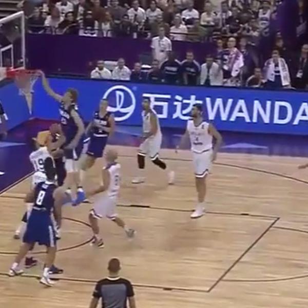 KUCANJE, KUCANJE I SAMO KUCANJE: Najbolji potezi 6. dana Eurobasketa, Šarić u ulozi Tea i finsko čudo od deteta! (VIDEO)