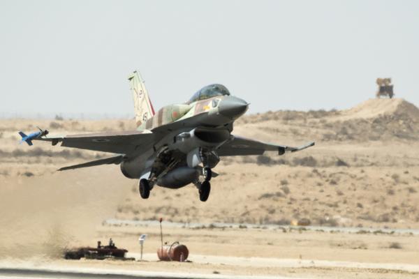 Izrael izveo vazdušni napad na Siriju, dva vojnika poginula!