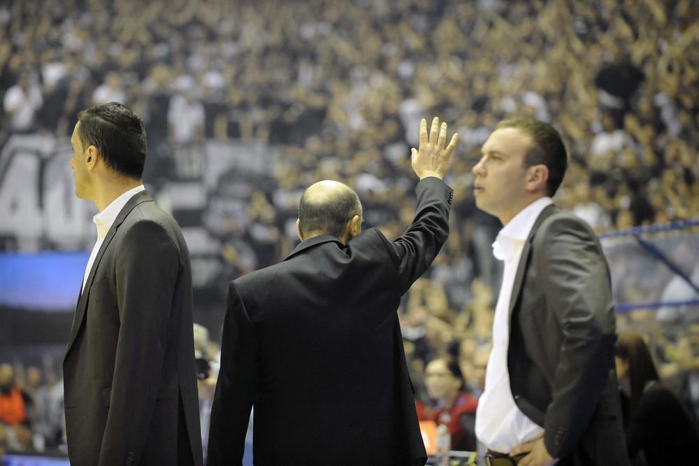 Kako će Grobari reagovati na OVE reči Duška Vujoševića?! Objasnio je da "časovi ljubavi" nisu bili besplatni! (FOTO) (VIDEO)