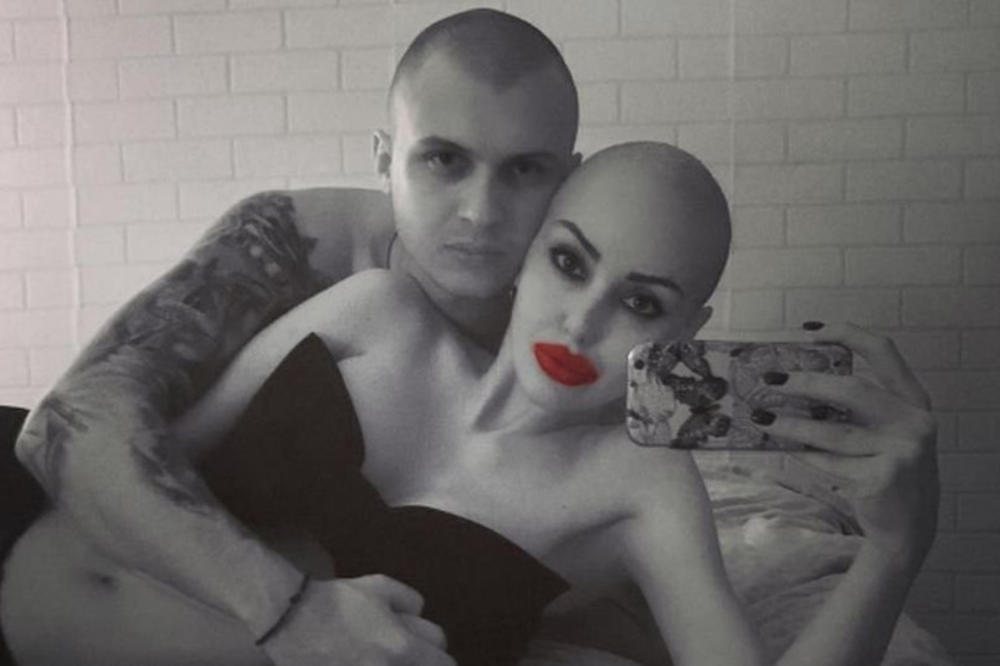 ONA IMA RAK, A NJIHOVA LJUBAV JE RAZNEŽILA SRBIJU! Karić priznao zašto su RASKINULI: Našla mi je telefon sa porukama...