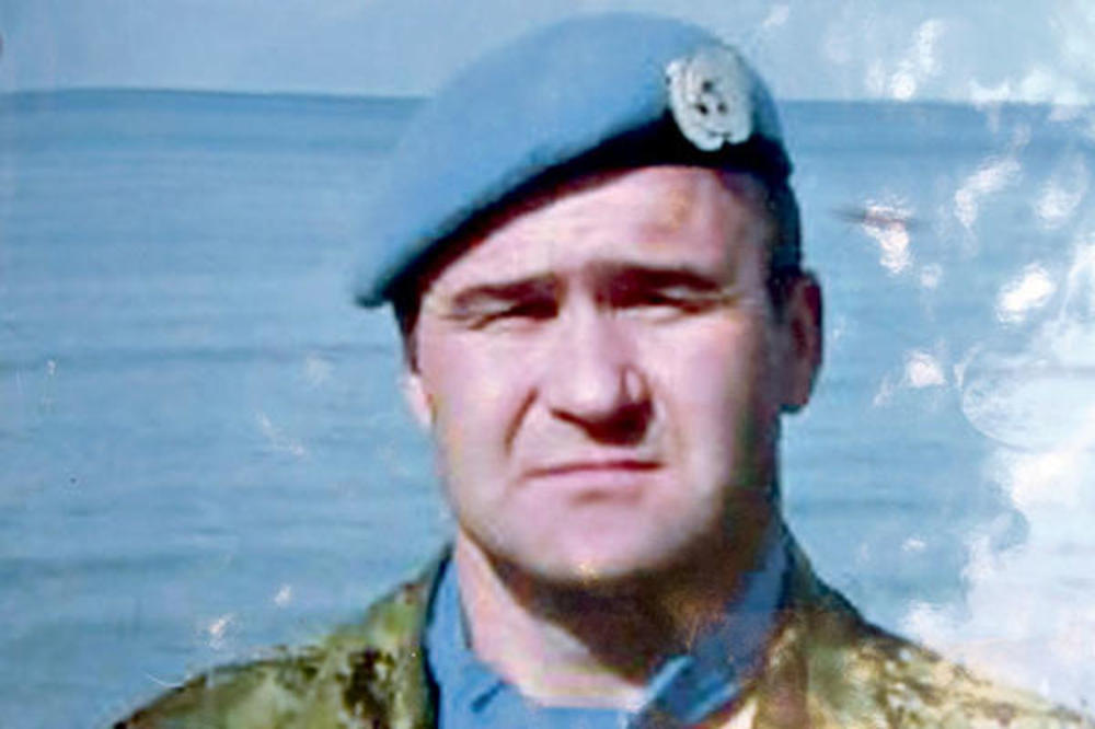 Ovo je vojnik koji je stradao kod Draževca: SRĐAN JE PREŽIVEO LIBIJU, A POGINUO JE ISPRED KUĆE!