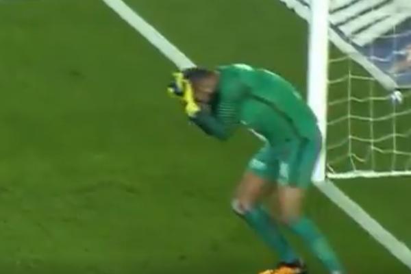 SKANDAL! Pokušaj ubistva reprezentativnog golmana Turske! Ne znamo kako je ovo preživeo... (VIDEO)