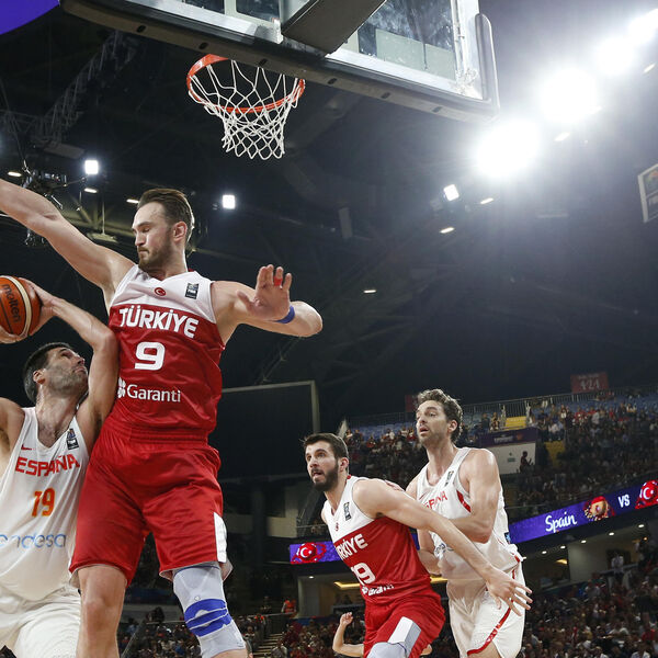 Turci se borili kao lavovi, ali Španci su Španci... (FOTO)