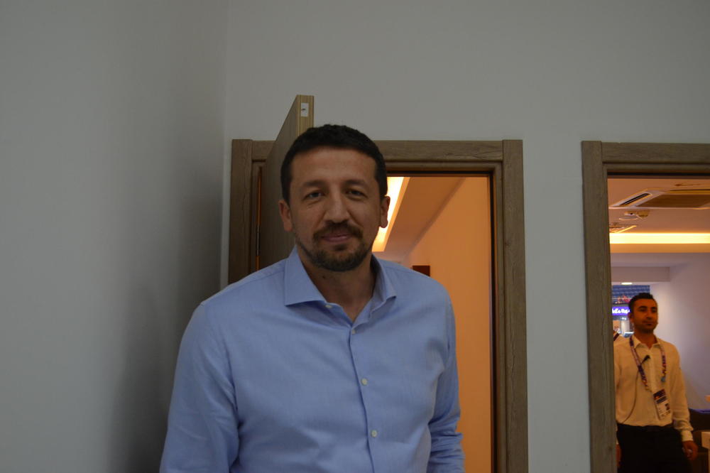 HIDO, ILI SI NEOBAVEŠTEN, ILI...? Napao Saleta, Tea i Pefija, a nije ni svestan šta je zapravo izgovorio!