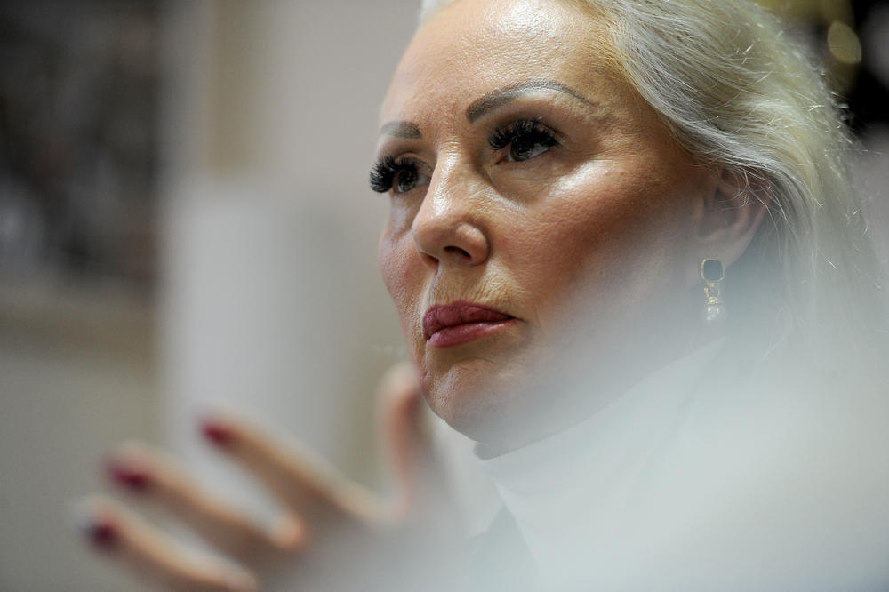 BRENA PROGOVORILA O RASLOJAVANJU PORODICE ŽIVOJINOVIĆ, A ONDA JE ZAPLAKALA: "Moram ovo svima reći"