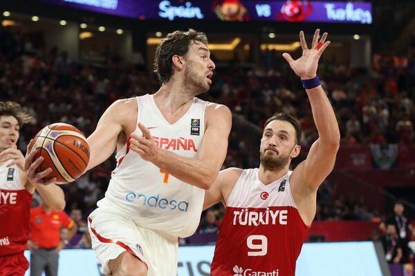 PROGRAM DANA NA EUROBASKETU: Evo gde možete da gledate prva dva četvrtfinalna meča!