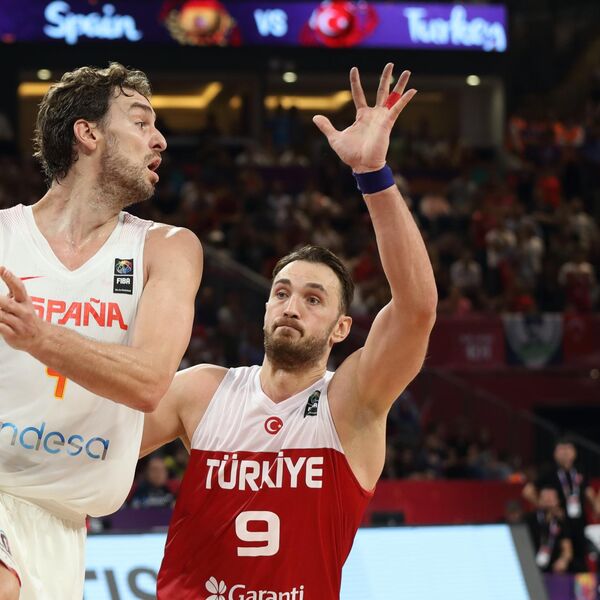 PROGRAM DANA NA EUROBASKETU: Evo gde možete da gledate prva dva četvrtfinalna meča!