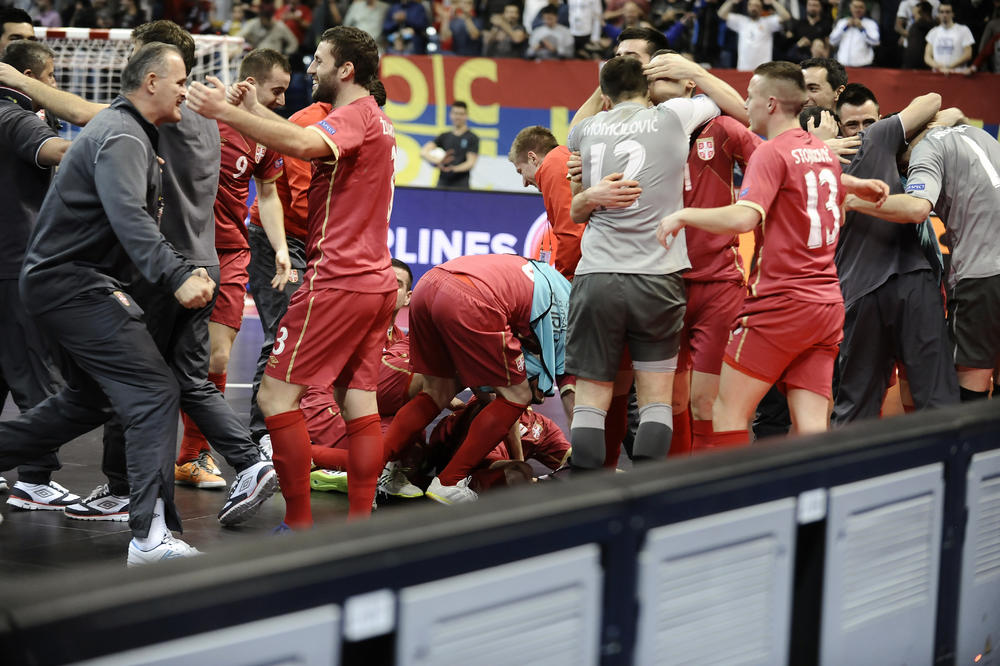 Bez pompe, bez crvenog tepiha, bez medijske pažnje, ali... SRBIJA JE NA EVROPSKOM PRVENSTVU! (VIDEO)