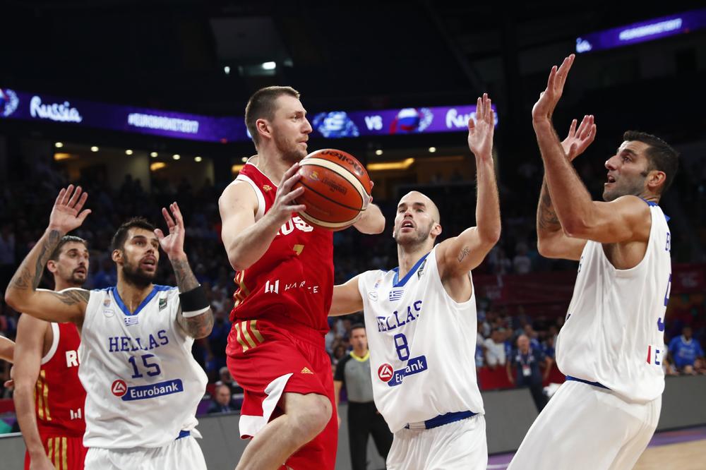 GOTOVA UTAKMICA RUSIJA-GRČKA: Srbija saznala sa kim će igrati bratski derbi u polufinalu ako prođe Azure! (FOTO)