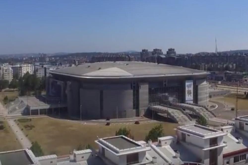 NESREĆA KOD ARENE! Lančani sudar SEDAM VOZILA, jedan auto se zapalio, IMA POVREĐENIH!