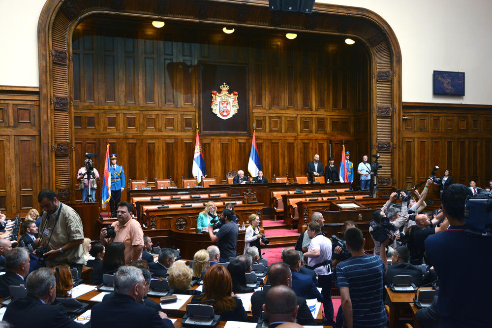 VLADA SRBIJE USVOJILA ODLUKU: Minimalna cena rada u 2019. iznosiće OVOLIKO sa povećanjem!