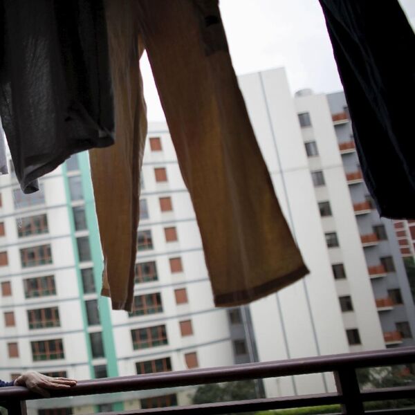 ŽENA KOJU SU GURNULI SA TERASE U OHRIDU PREMINULA NAKON 12 DANA BORBE ZA ŽIVOT! Komšije otkrile detalje UŽASA