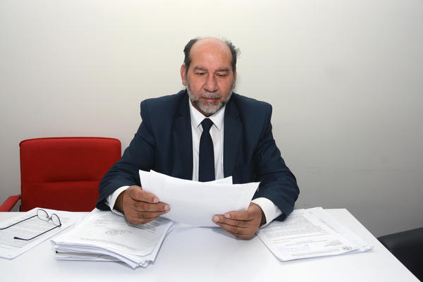 VITOMIR MIHAJLOVIĆ: Smenjen sam mimo zakona, ministar je na moje mesto postavio SVOG PULENA bez osnovne škole!