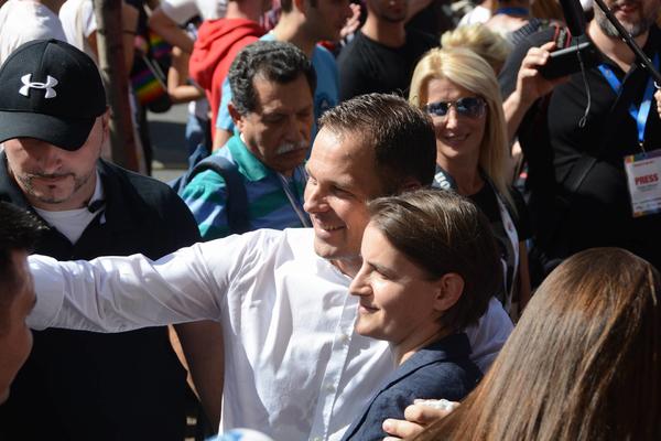 PREMIJERKA ANA BRNABIĆ ZA ESPRESO dala odgovor na pitanje koje interesuje sve pripadnike LGBT zajednice!