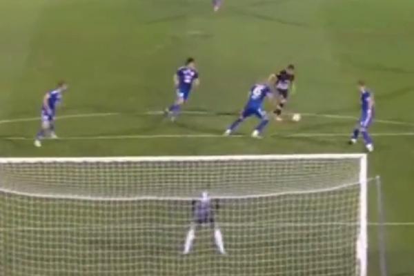 Je l' to Bambi Tošić ili Arjen Roben?! Srpski reprezentativac demonstrirao klasu i ugasio Radnički! (VIDEO)