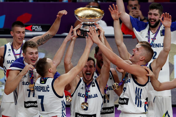 MURIĆ U TRANSU ZBOG EVROPSKOG ZLATA: Izginuli smo na terenu! Uplašili smo se kad je Srbija povela! (VIDEO)