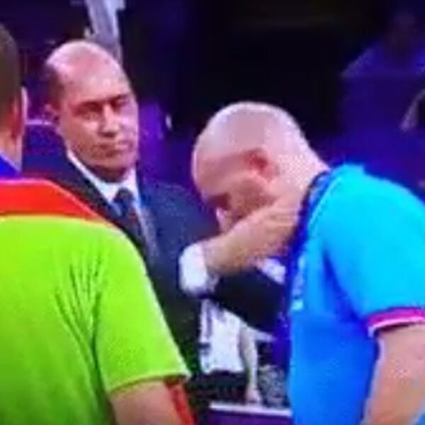 SAMO SE OKRENUO: Sale Đorđević najstrašnije iskulirao Anu Brnabić! (VIDEO)